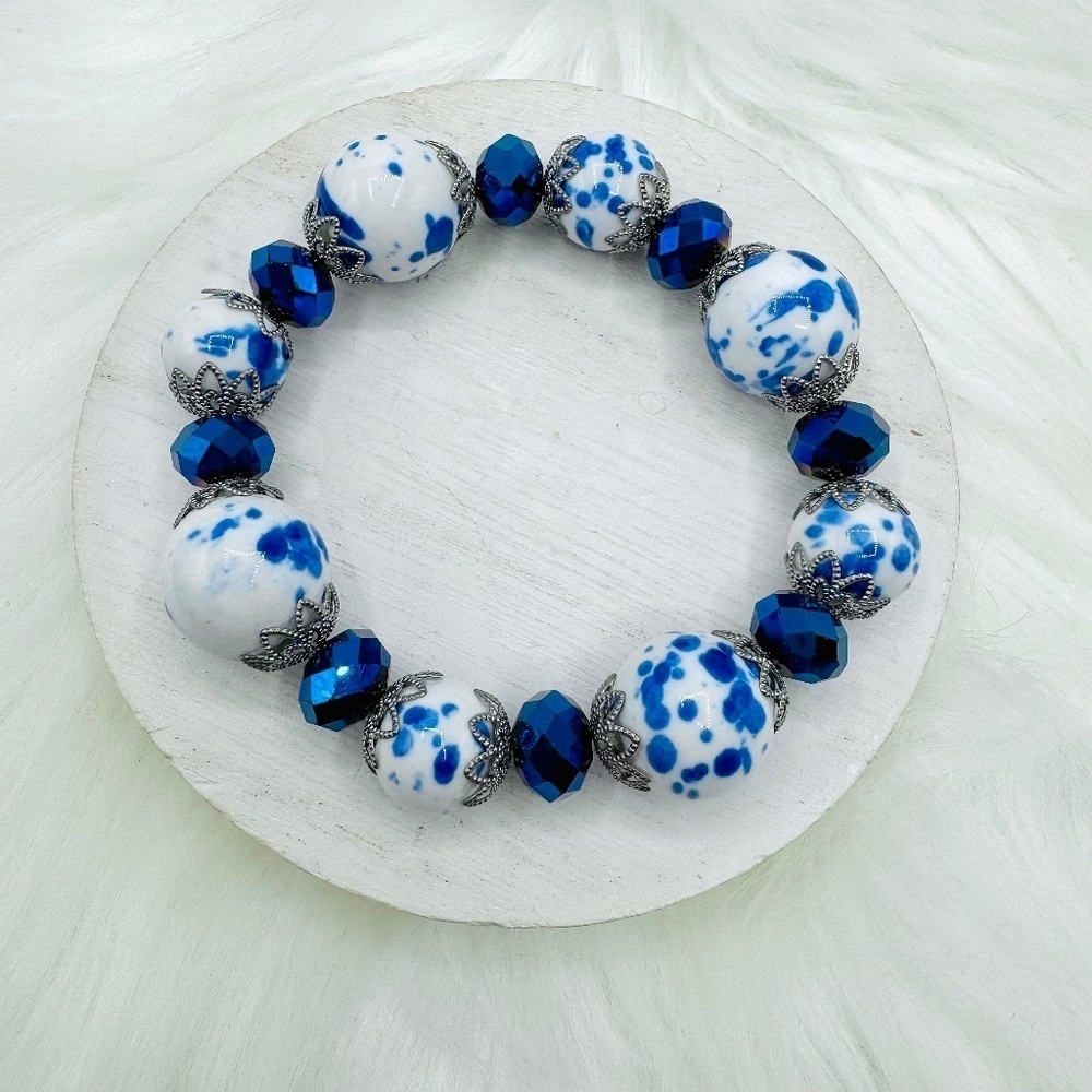 Large Beads Blue & White Statement Beaded Bracelet